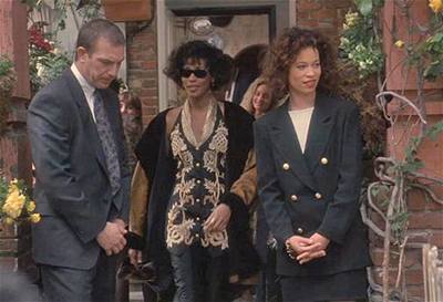 Osobní strážce - Kevin Costner a Whitney Houston