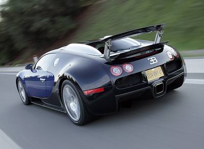 Bugatti on Bugatti Veyron   Foto  Bugatti