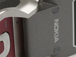 Recenze Nokia 2760 detail