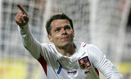 Libor Sionko slaví gól v dresu reprezentace.