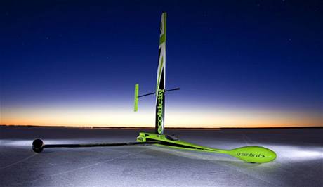 Větrem poháněný Greenbird vytvořil rychlostní rekord - 202.9 km/h Větrem poháněný Greenbird vytvořil rychlostní rekord - 202.9 km/h