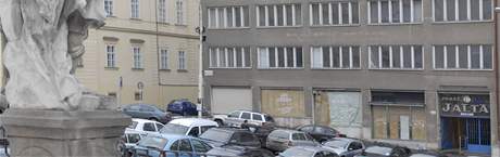 Funkcionalistická pasáž Jalta na brněnském Dominikánském náměstí