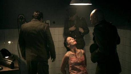 Sex ve filmu bdsm praha VYSTRIK TEENKY