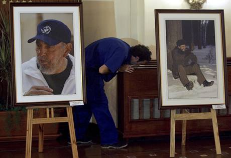 Výstava na počest Fidela Castra zachycuje bývalého prezidenta v různých životních okamžicích (13.8.2009) Výstava na počest Fidela Castra zachycuje bývalého prezidenta v různých životních okamžicích (13.8.2009)