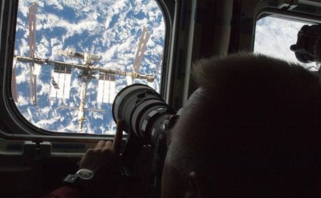 Mezinárodní vesmírná stanice (ISS) Mezinárodní vesmírná stanice (ISS)