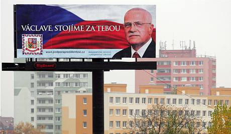 Billboard občanského sdružení Občanská demokratická perspektiva s heslem "Václave, stojíme za tebou"