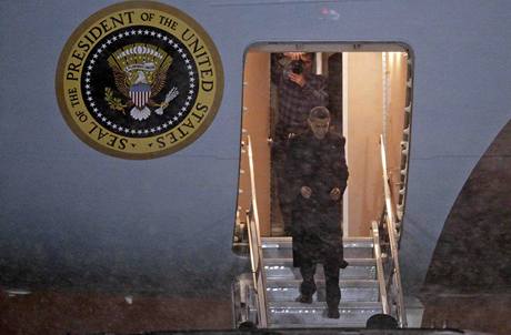 Americk prezident Obama musel kvůli sněhov kalamitě dřve opustit kodaňskou konferenci OSN. (19. prosince 2009)