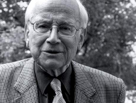 Rudolf Zahradník na obálce své knihy Laboratorní deník, kterou před časem vydalo nakladatelství Academia Rudolf Zahradník na obálce své knihy Laboratorní deník, kterou před časem vydalo nakladatelství Academia