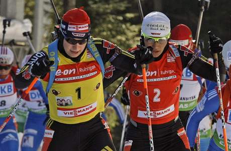 Magdalena Neunerová (vlevo), Simone Hauswaldová Magdalena Neunerová (vlevo), Simone Hauswaldová