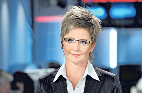Moderátorka Marcela Augustová je známou tváří České televize. Kromě Televizních novin uvádí právě i Studio volby. Moderátorka Marcela Augustová je známou tváří České televize. Kromě Televizních novin uvádí právě i Studio volby.