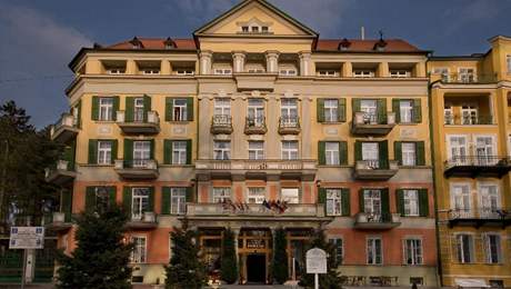Bývalý hotel Königsvilla (dnes Pawlik), údajné sídlo Golf-Clubu Francensbad.
