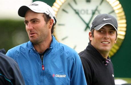 Edoardo Molinari (vlevo) a Francesco Molinari během finálového kola Scottish Open Edoardo Molinari (vlevo) a Francesco Molinari během finálového kola Scottish Open