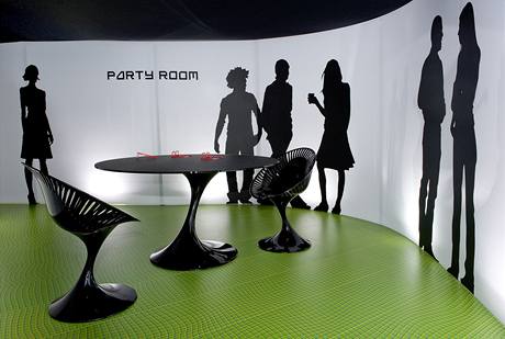 Party room: kuchyně zanikla. Potraviny není třeba nijak upravovat, ani skladovat při nižších teplotách Party room: kuchyně zanikla. Potraviny není třeba nijak upravovat, ani skladovat při nižších teplotách