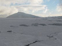 Luční bouda v Krkonoších, 21. října 2010 v půl deváté ráno Luční bouda v Krkonoších, 21. října 2010 v půl deváté ráno