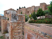 Málaga, hradby pevnosti Alcazaba