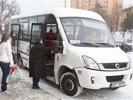 V Bílině jezdí městská doprava na dvou linkách. Lidé si stěžují, že Dopravní V Bílině jezdí městská doprava na dvou linkách. Lidé si stěžují, že Dopravní