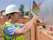 Když máte vybraný materiál na venkovní zdi, často se stejný použije i na příčky. Když máte vybraný materiál na venkovní zdi, často se stejný použije i na příčky.