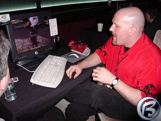 S novináři diskutující šéf Turbine Software (Asheron's Call 2) Jeff Anderson