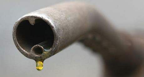 Kvůli drahé ropě mizí mnoho služeb, které byly dříve zdarma. Ilustrační foto.