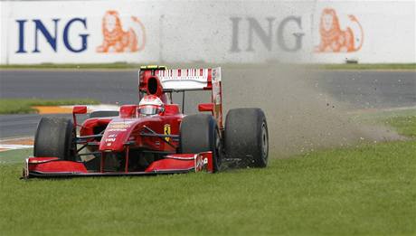 Ferrari je letos mimo závodní stopu nezvykle často