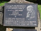Pomník na paměť tvůrce esperanta L. Zamenhofa v Mariánských Lázních.
