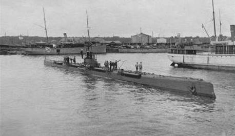 Ruská ponorka Gepard z první světové války.