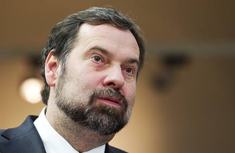 Ministr vnitra Radek John prosadil na jednání špiček koalice, aby byla zavedena trestní odpovědnost firem.