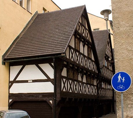 Valdštejnské domky - nejstarší obytné domy zachované v Liberci.