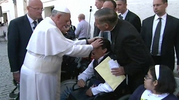 papež exorcismus