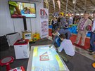 Expozice Magic Box v pražských Letňanech. Magic Box je - coby interaktivní podlahový projektor - ideálním doplňkem pro práci s dětmi v mateřských školách. Mimochodem se stal i oceněným výrobkem roku 2013.